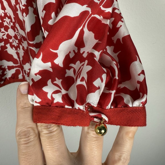 Elizabeth McKay Elephants Dancing Silk Blouse‎ Womens 12 Preppy Quiet Luxury - Picture 4 of 11